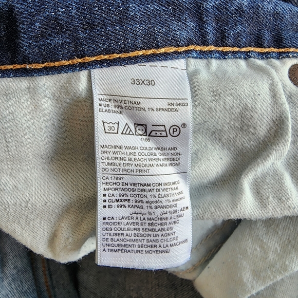 Old Navy Athletic Fit Blue Jeans (33 x 30) - Picture 3 of 3